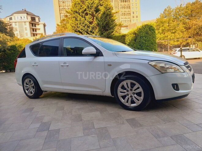 Kia  2009, 215,300 km - 1.6 l - Bakı
