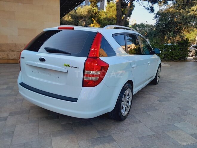 Kia  2009, 215,300 km - 1.6 l - Bakı