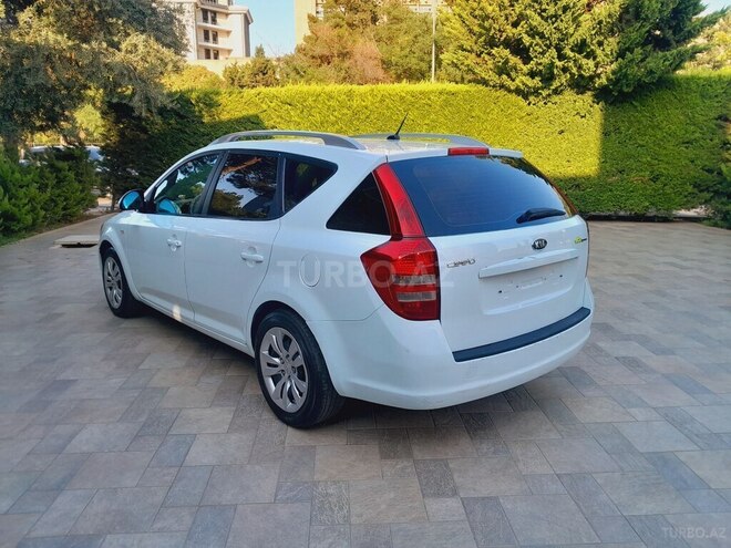 Kia  2009, 215,300 km - 1.6 l - Bakı
