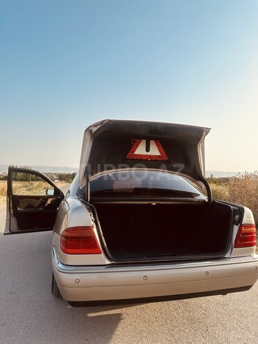 Mercedes E 240 1998, 490,000 km - 2.4 l - Şəmkir