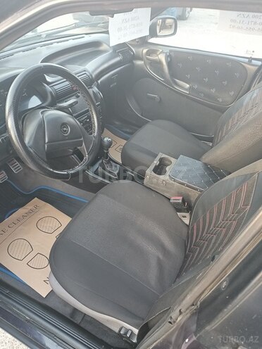 Opel Astra 1994, 250,000 km - 1.6 l - Bakı