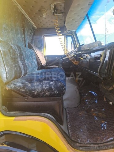 KamAz 53212 1984, 300,000 km - 11.0 л - Gəncə