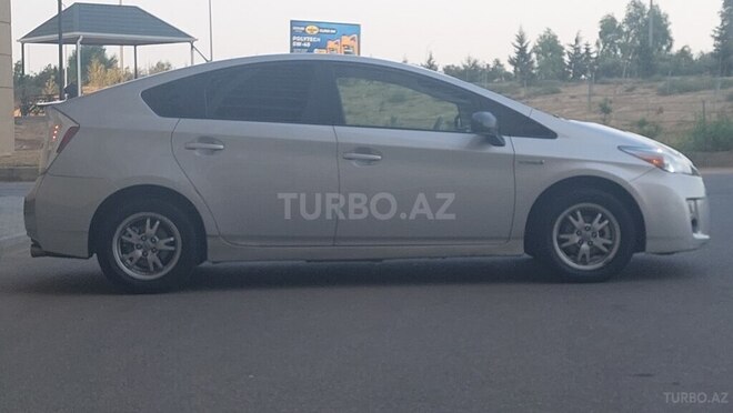 Toyota Prius 2011, 393,000 km - 1.8 l - Bakı