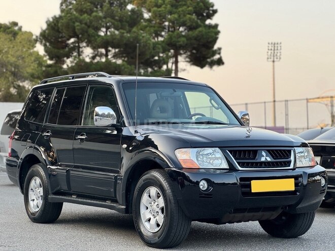 Mitsubishi Pajero 2006, 300,000 km - 3.0 л - Bakı
