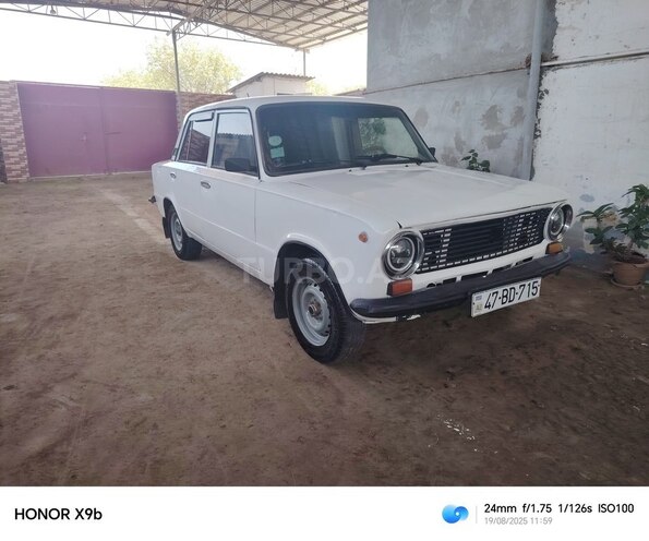 LADA (VAZ) 2101 1983, 200,000 km - 1.3 l - Neftçala