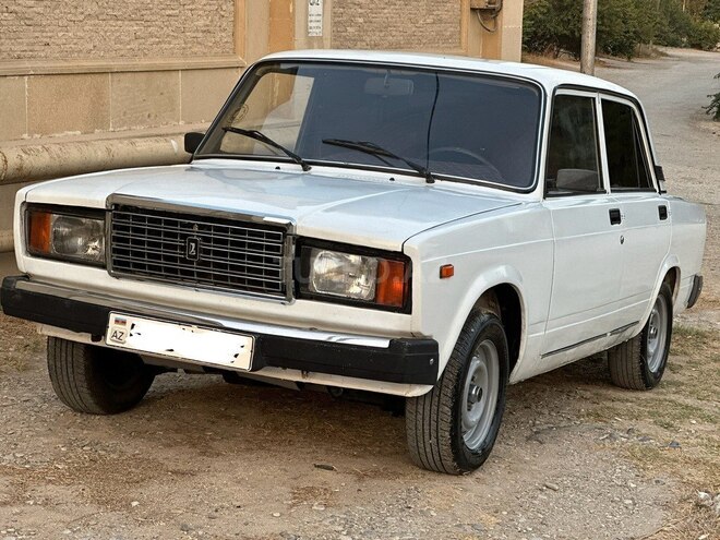 LADA (VAZ) 2107 2005, 88,000 km - 1.6 л - Bakı