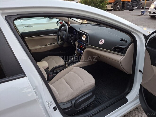 Hyundai Elantra 2020, 72,000 km - 2.0 l - Bakı