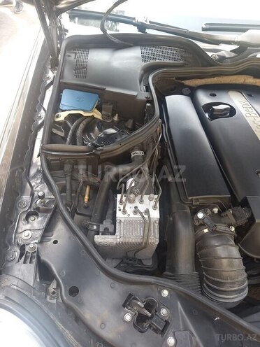 Mercedes E 220 2006, 267,765 km - 2.2 l - Bakı