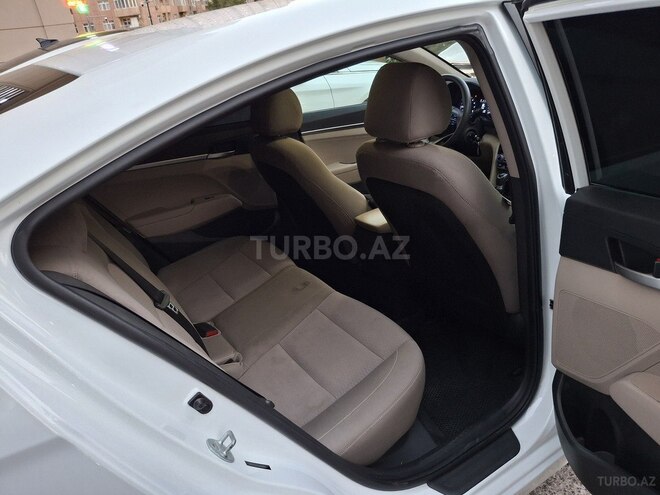 Hyundai Elantra 2020, 72,000 km - 2.0 l - Bakı
