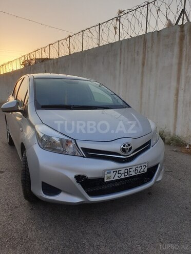 Toyota Yaris 2012, 138,000 km - 1.3 л - Bakı