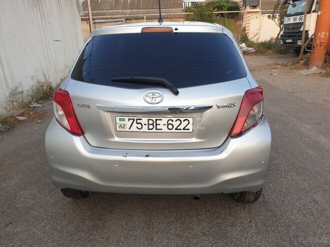 Toyota Yaris 2012, 138,000 km - 1.3 л - Bakı