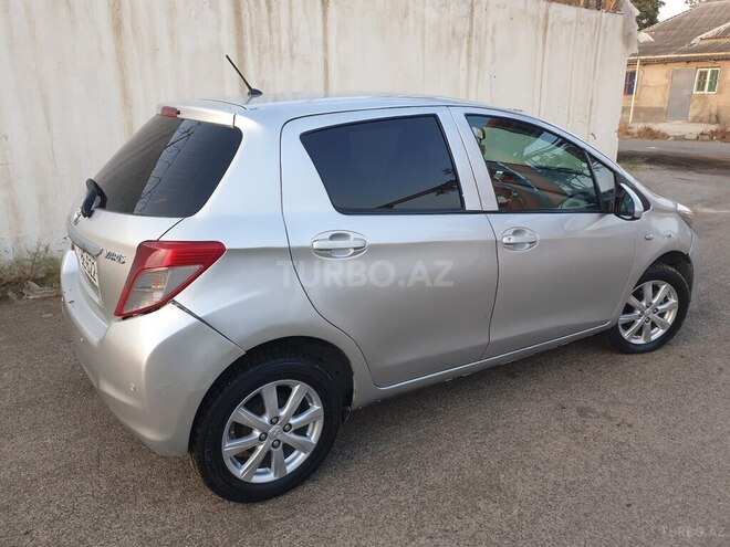 Toyota Yaris 2012, 138,000 km - 1.3 л - Bakı