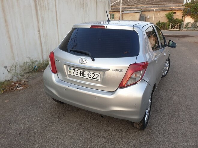 Toyota Yaris 2012, 138,000 km - 1.3 л - Bakı