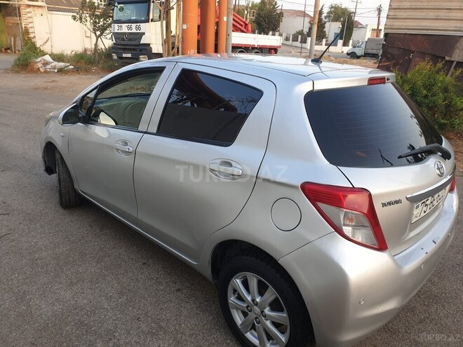Toyota Yaris 2012, 138,000 km - 1.3 л - Bakı