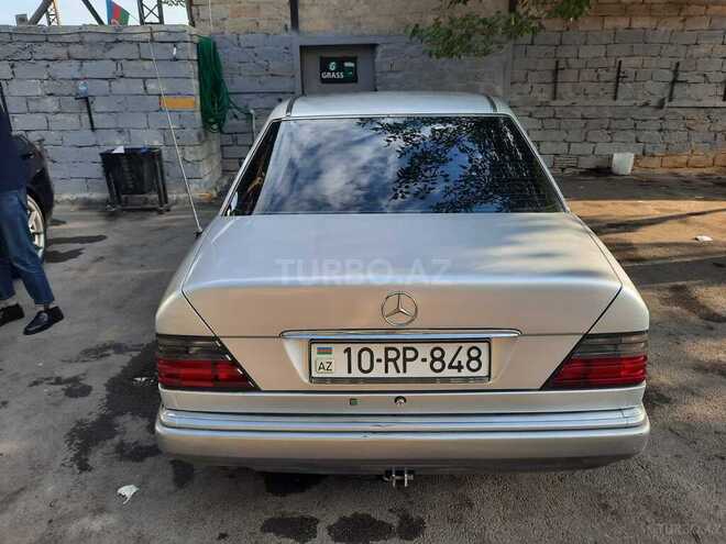 Mercedes E 200 1994, 333,000 km - 2.0 l - Bakı