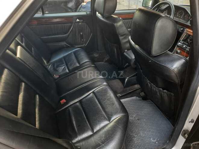 Mercedes E 200 1994, 333,000 km - 2.0 l - Bakı