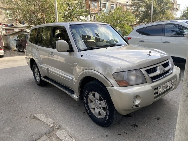 Mitsubishi Pajero 2004, 241,041 km - 2.8 l - Sumqayıt