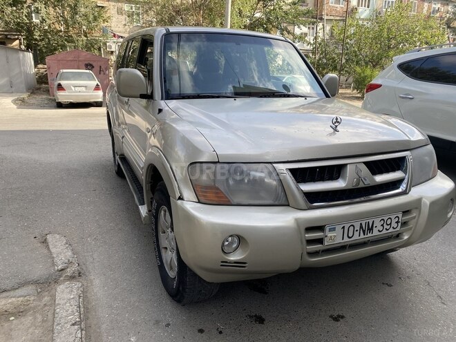 Mitsubishi Pajero 2004, 241,041 km - 2.8 l - Sumqayıt
