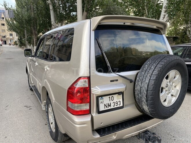 Mitsubishi Pajero 2004, 241,041 km - 2.8 l - Sumqayıt
