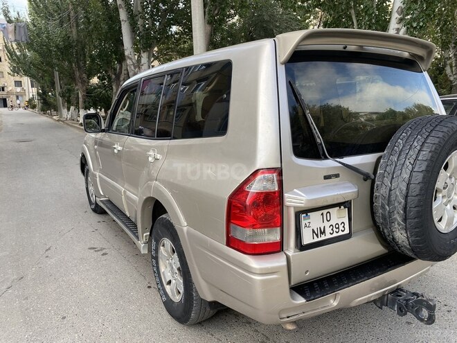 Mitsubishi Pajero 2004, 241,041 km - 2.8 l - Sumqayıt