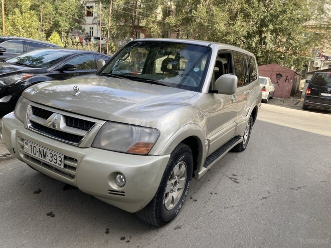 Mitsubishi Pajero 2004, 241,041 km - 2.8 l - Sumqayıt