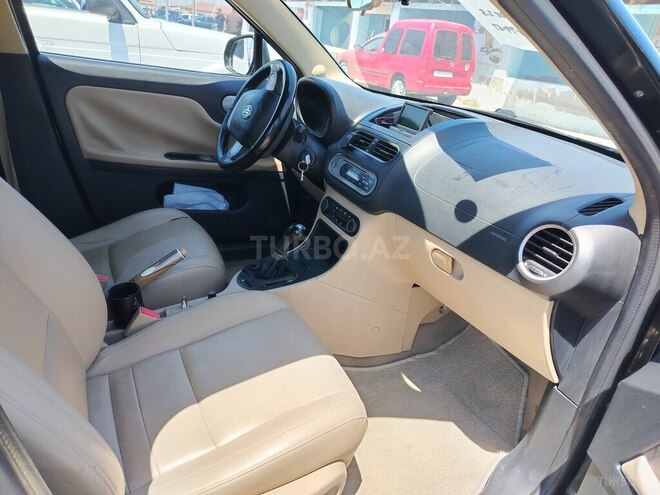 MG 3 2011, 155,800 km - 1.5 l - Bakı