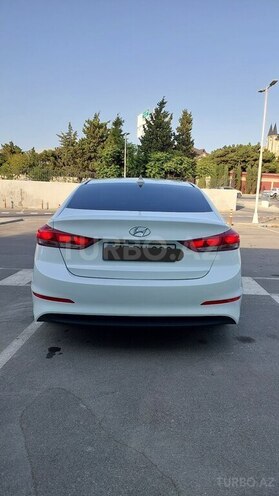 Hyundai Elantra 2017, 225,310 km - 2.0 l - Bakı