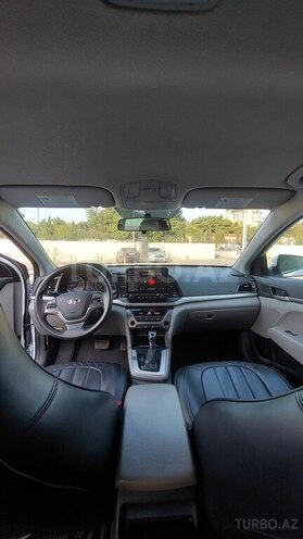 Hyundai Elantra 2017, 225,310 km - 2.0 l - Bakı