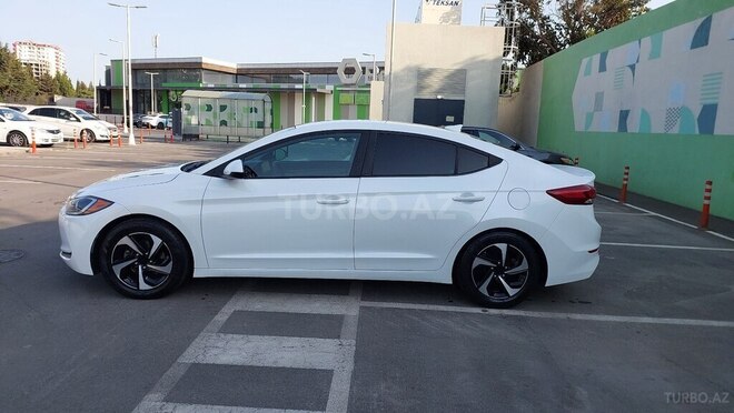 Hyundai Elantra 2017, 225,310 km - 2.0 l - Bakı