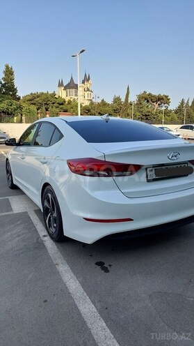 Hyundai Elantra 2017, 225,310 km - 2.0 l - Bakı
