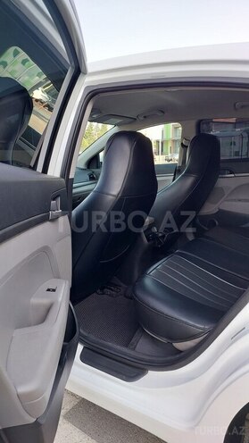 Hyundai Elantra 2017, 225,310 km - 2.0 l - Bakı