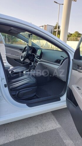Hyundai Elantra 2017, 225,310 km - 2.0 l - Bakı