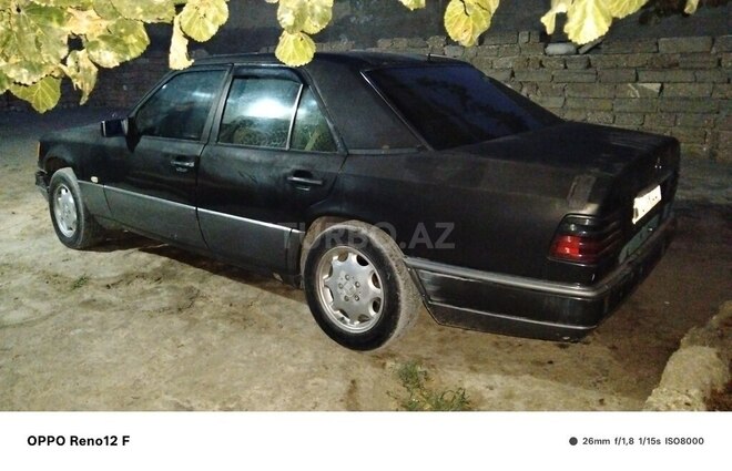 Mercedes 300 D 1994, 110,000 km - 3.0 l - Bakı