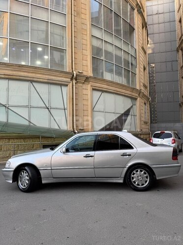 Mercedes C 180 1999, 355,000 km - 1.8 l - Bakı