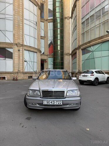 Mercedes C 180 1999, 355,000 km - 1.8 l - Bakı