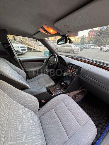 Mercedes C 180 1999, 355,000 km - 1.8 l - Bakı