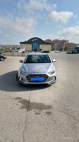 Hyundai Elantra 2016, 140,000 km - 2.0 l - Bakı