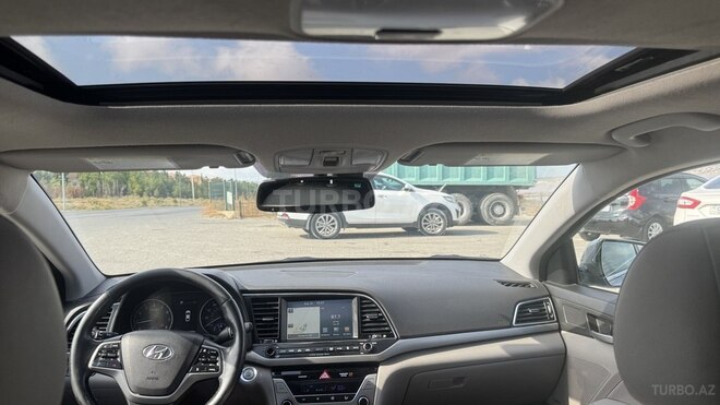 Hyundai Elantra 2016, 140,000 km - 2.0 l - Bakı