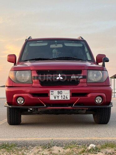 Mitsubishi Pajero io 2001, 265,000 km - 1.8 l - Bakı