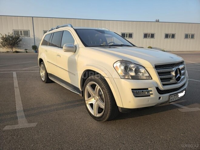 Mercedes GL 550 2009, 194,100 km - 3.5 l - Bakı