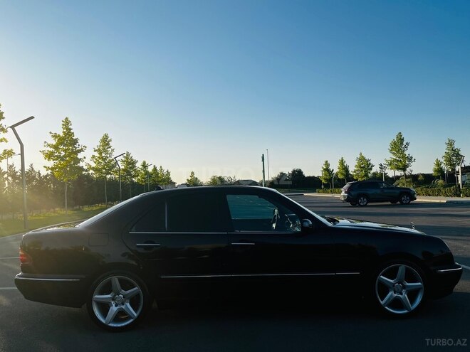 Mercedes E 270 2000, 580,000 km - 2.7 l - Salyan