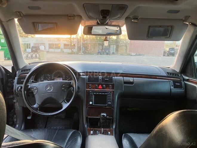 Mercedes E 270 2000, 580,000 km - 2.7 l - Salyan