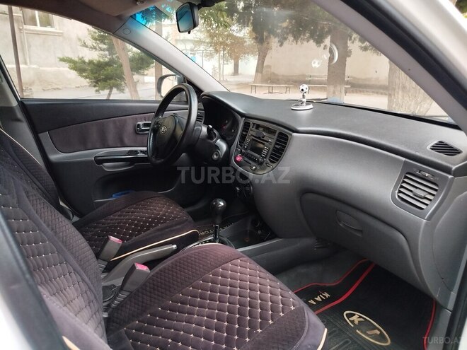Kia Rio 2010, 320,000 km - 1.4 l - Sumqayıt