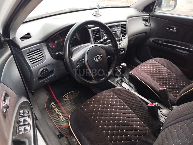 Kia Rio 2010, 320,000 km - 1.4 l - Sumqayıt