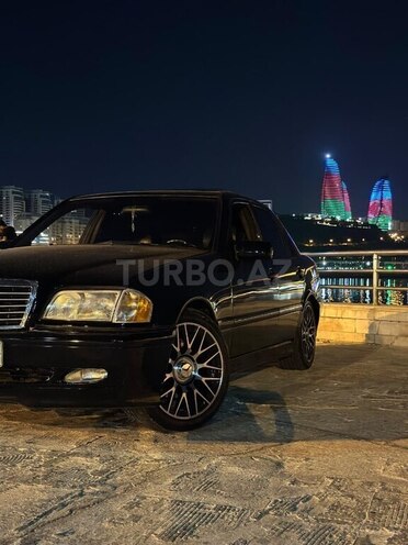 Mercedes C 240 1998, 230,000 km - 2.4 l - Bakı