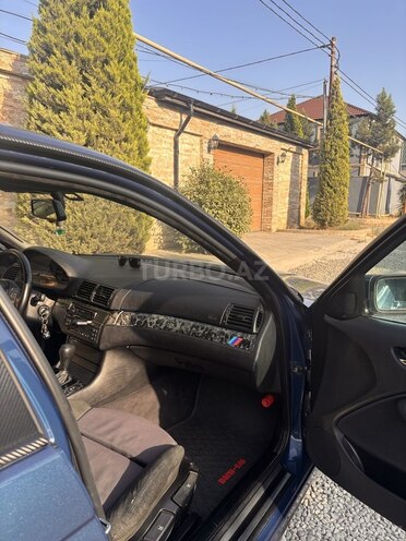 BMW 325 2001, 310,000 km - 2.5 l - Bakı
