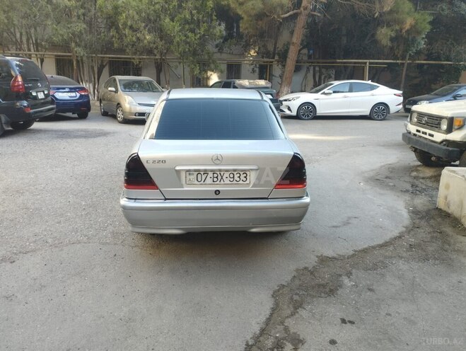 Mercedes C 220 1997, 450,000 km - 2.2 л - Xırdalan