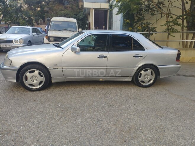 Mercedes C 220 1997, 450,000 km - 2.2 л - Xırdalan