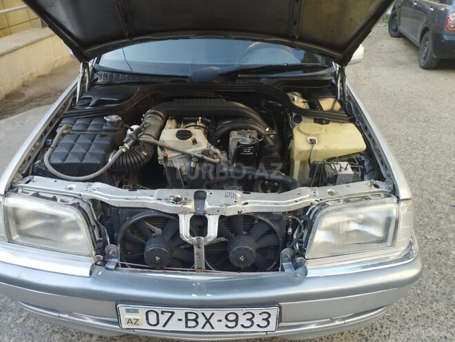Mercedes C 220 1997, 450,000 km - 2.2 л - Xırdalan