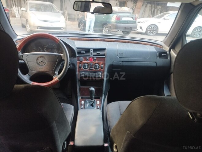 Mercedes C 220 1997, 450,000 km - 2.2 л - Xırdalan
